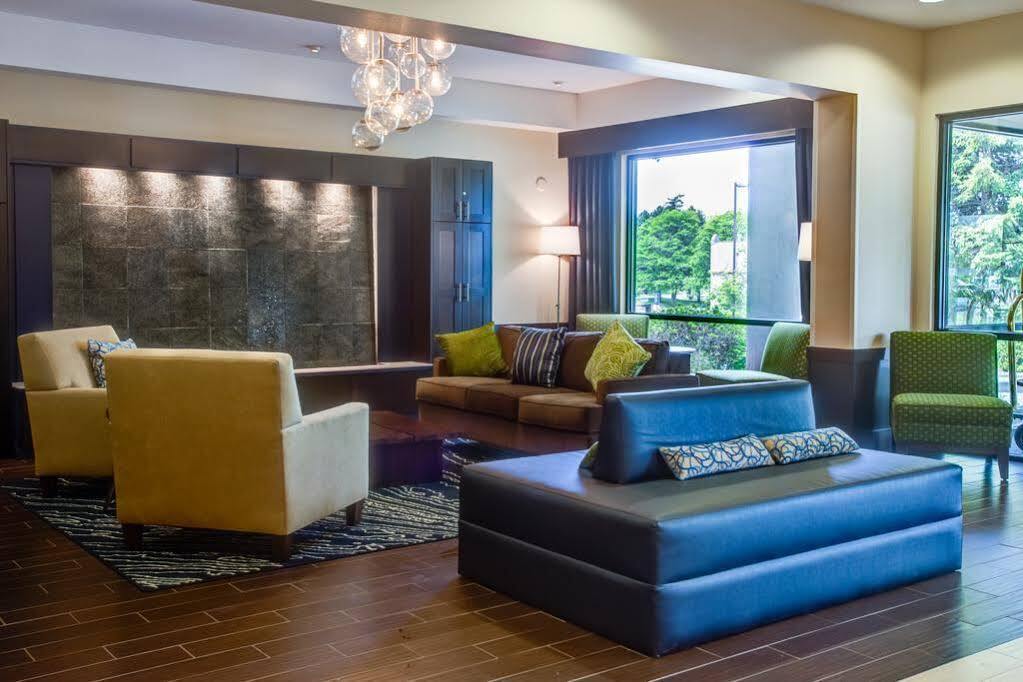 Holiday Inn Express Bellingham By Ihg Εξωτερικό φωτογραφία